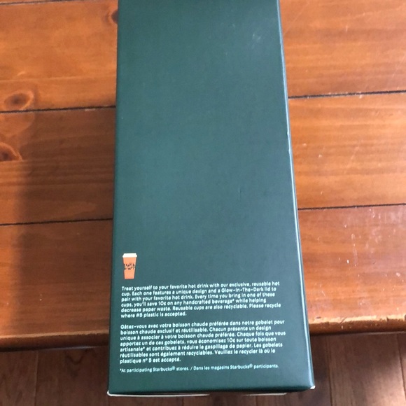 Starbucks Halloween cups - Picture 3 of 3